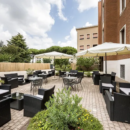 Occidental Aurelia Hotel 4*