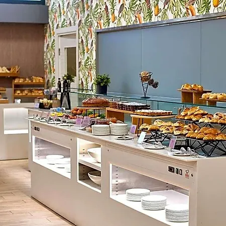 Hotel Occidental Aurelia 4*
