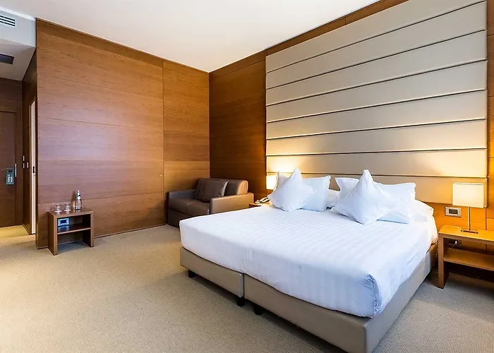 Occidental Aurelia Hotel 4*