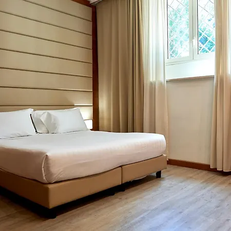 Hotel Occidental Aurelia 4*